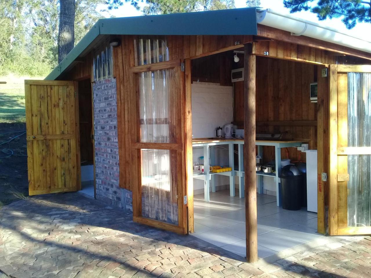 Готель Sedgefield Huts Екстер'єр фото